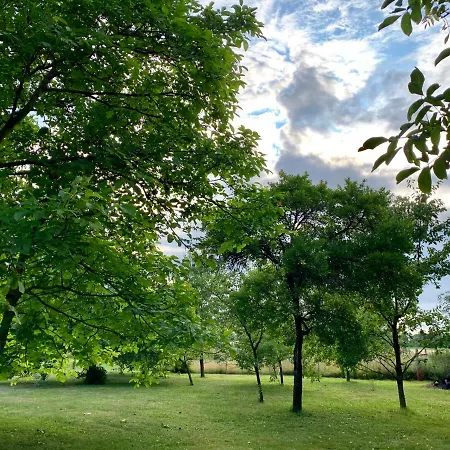 Hébergement de vacances Agroturystyka, Domek Do Wynajecia Tawecino